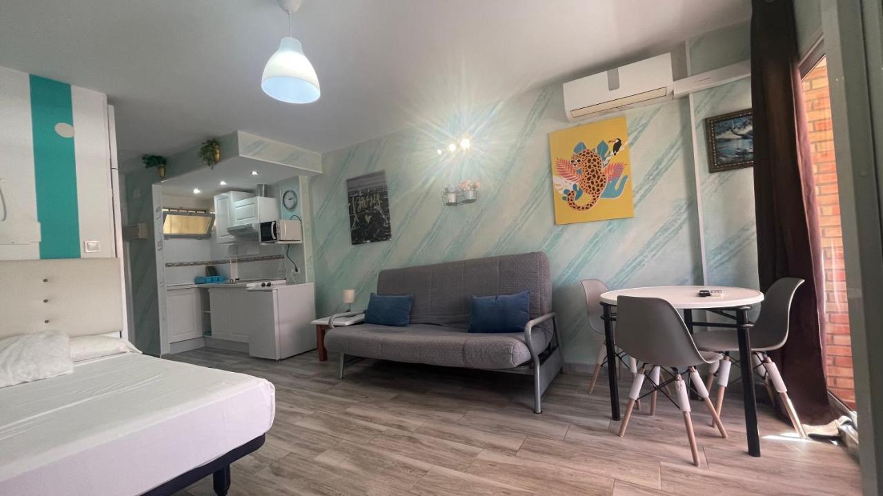 Estudio Jupiter Vista Al Mar เบนัลมาเดนา ภายนอก รูปภาพ
